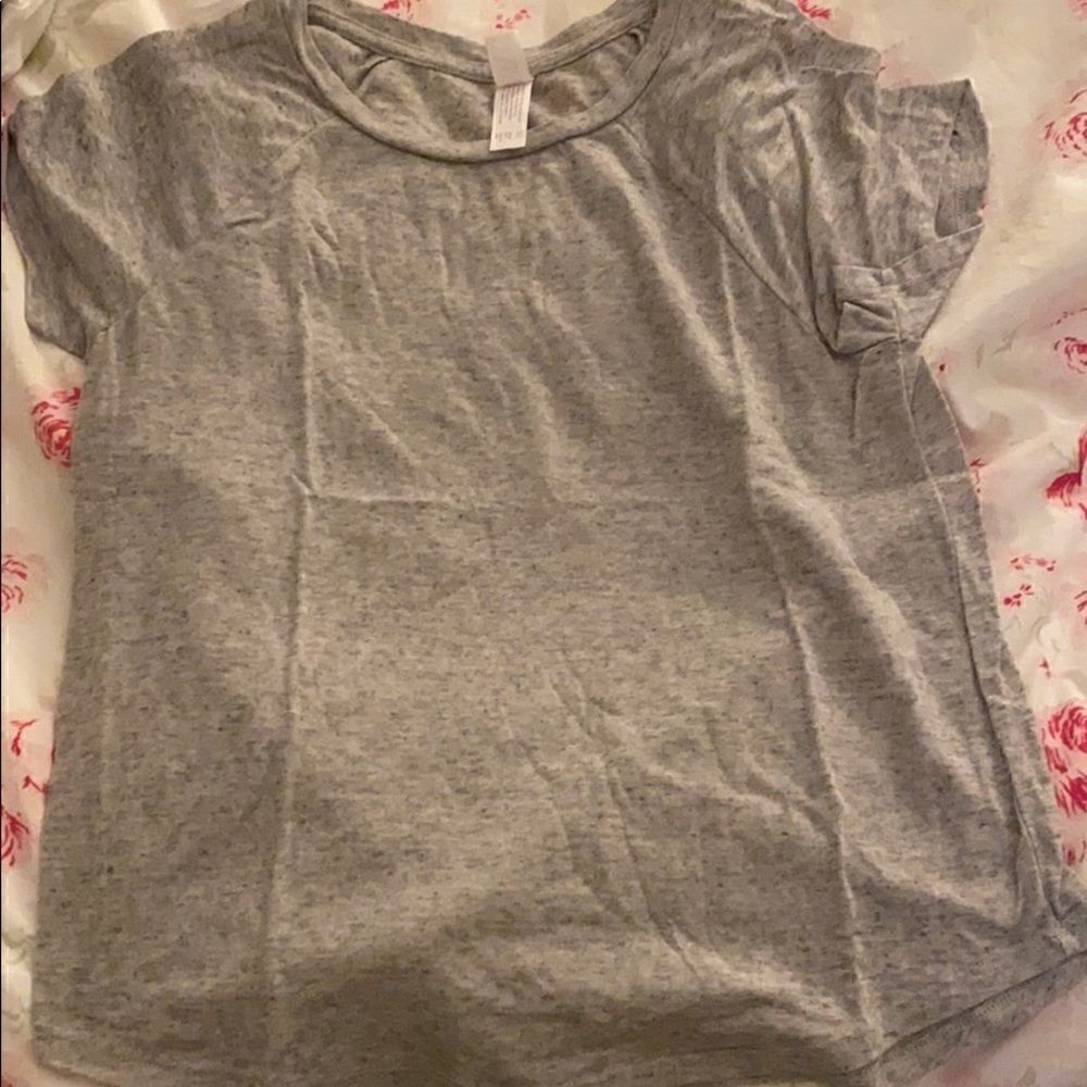 Grey heather tee xs  